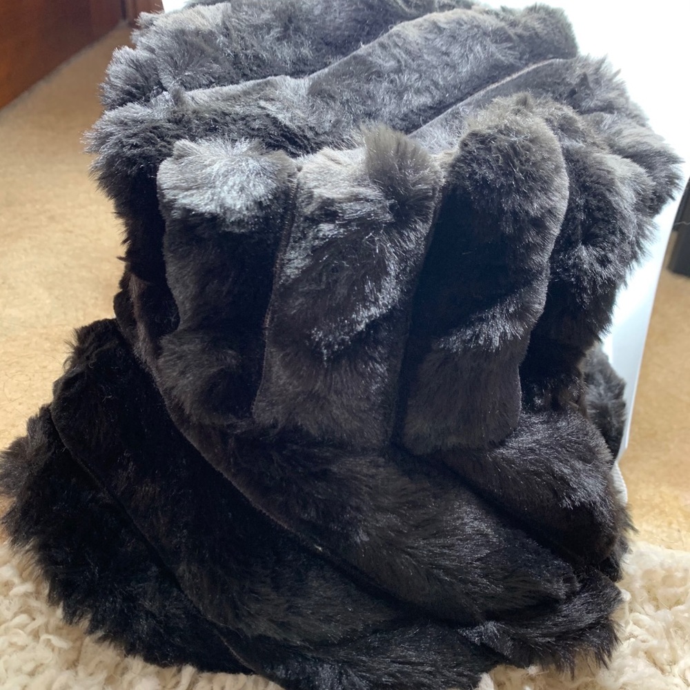 Fur Bucket Hat SALE